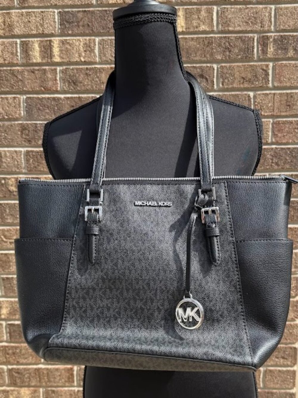 Michael Kors Charlotte Large Totebag - Black Signature